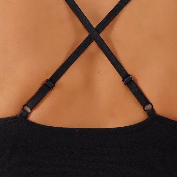 Criss cross Bralette Crop top removable padding - Picture 3 of 3